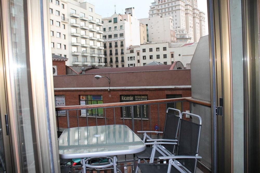 Apartamentos Rialto Madrid Exterior foto