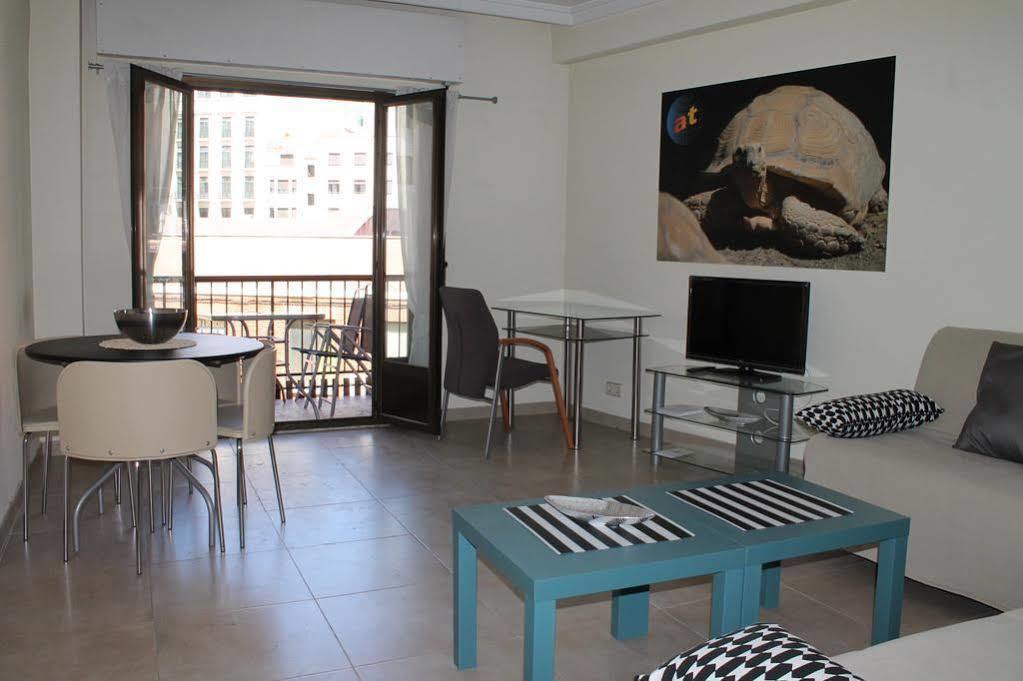 Apartamentos Rialto Madrid Exterior foto