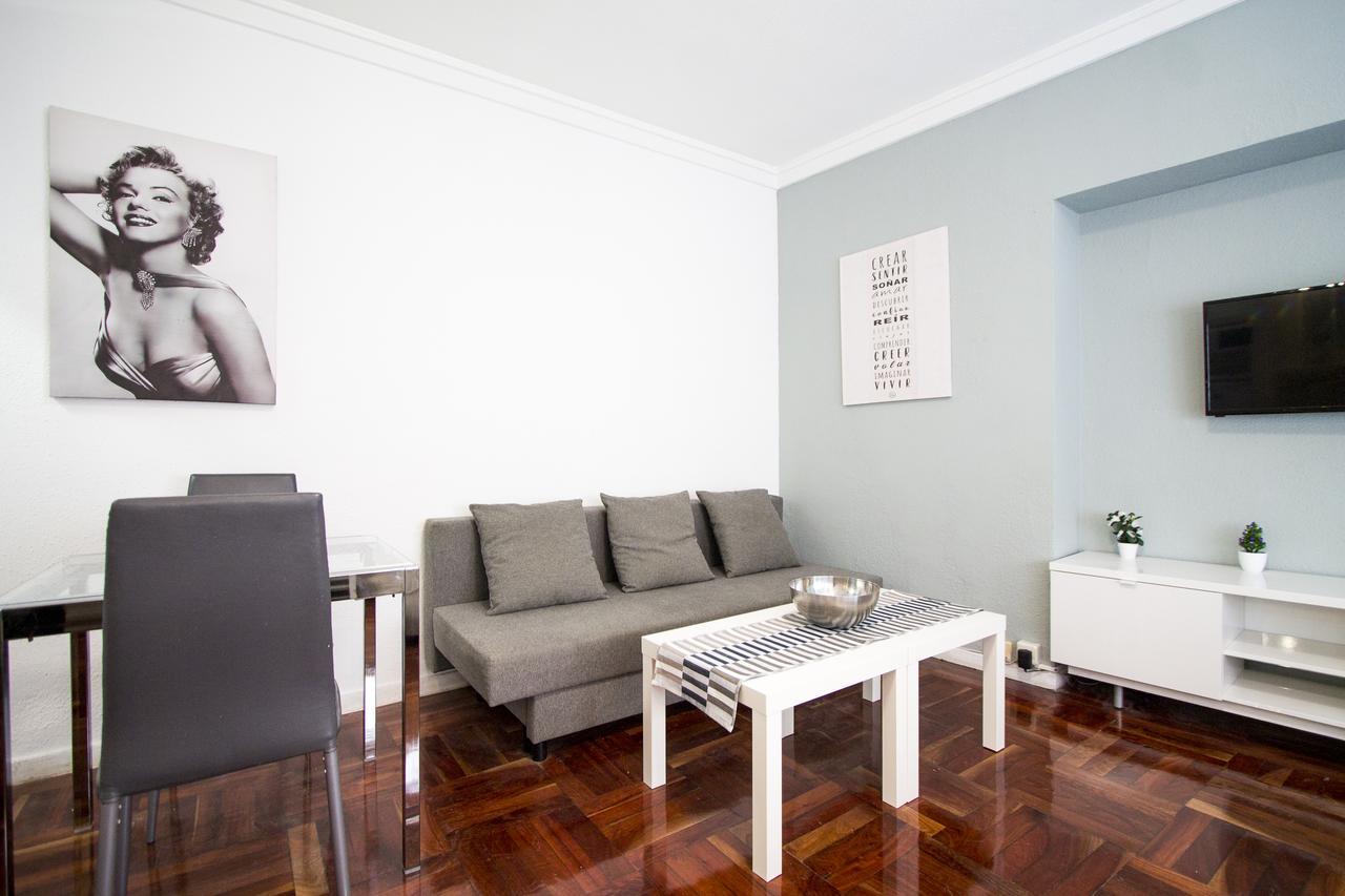 Apartamentos Rialto Madrid Exterior foto